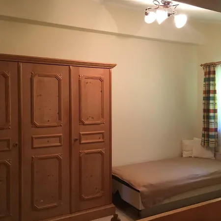 Windhof Apartment *
